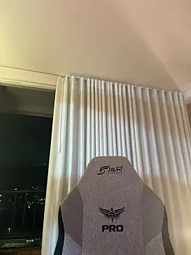 carolynnetrujillo online show from 04.17.26