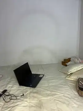 Snapshot of iam_ali1 chatting on 10.03.25 iam ali1 online show from 10.03.25