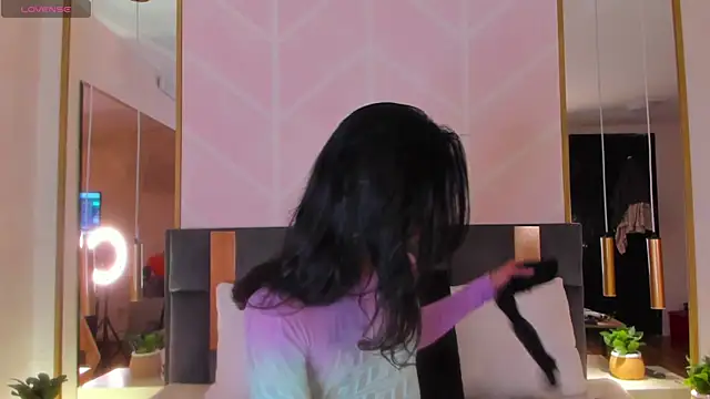 GabyPetit online show from 11.13.25