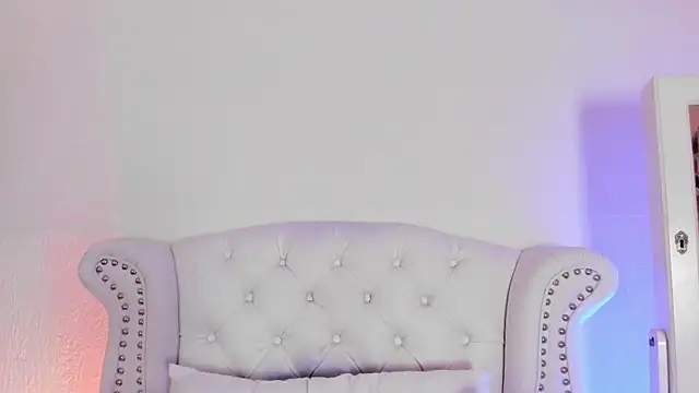 GabyPetit online show from 04.07.26