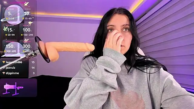 Lucy Smith2 online show from 12.14.24