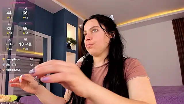 Lucy Smith2 online show from 01.18.25