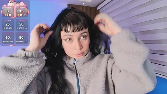 Lucy Smith2 online show from 09.30.25