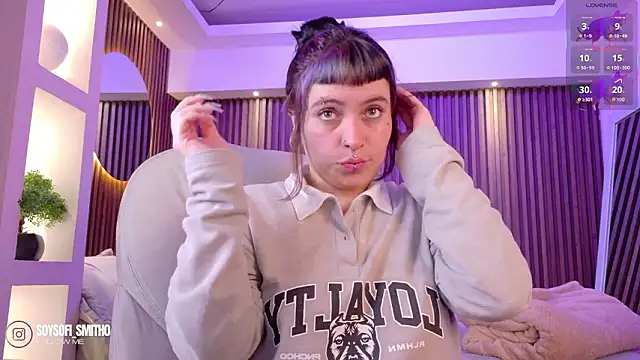 Lucy Smith2 online show from 03.05.26