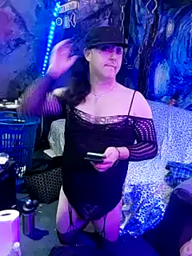 Boo-boo kittyfux online show from 12.15.24