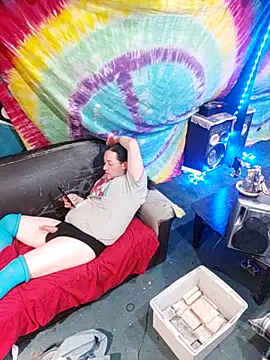 Boo-boo kittyfux online show from 10.21.25