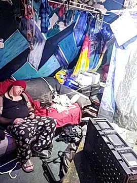 Boo-boo kittyfux online show from 02.10.26