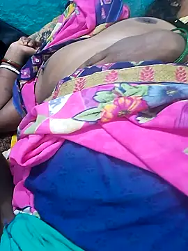 Snapshot of pujavinod chatting on 12.14.24 pujavinod online show from 12.14.24