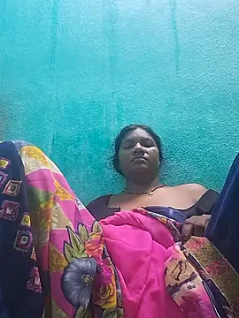 Snapshot of pujavinod chatting on 12.24.24 pujavinod online show from 12.24.24