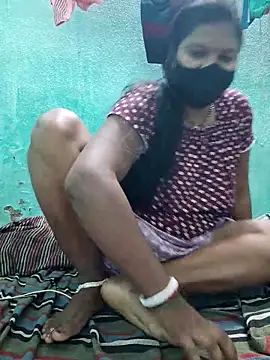 Snapshot of pujavinod chatting on 01.01.25 pujavinod online show from 01.01.25