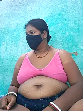 Snapshot of pujavinod chatting on 01.14.25 pujavinod online show from 01.14.25