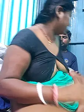 Snapshot of pujavinod chatting on 01.24.25 pujavinod online show from 01.24.25