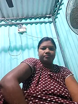 Snapshot of pujavinod chatting on 01.28.25 pujavinod online show from 01.28.25