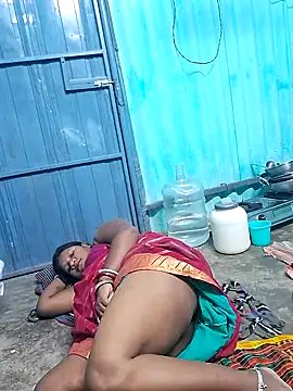 Snapshot of pujavinod chatting on 02.02.25 pujavinod online show from 02.02.25