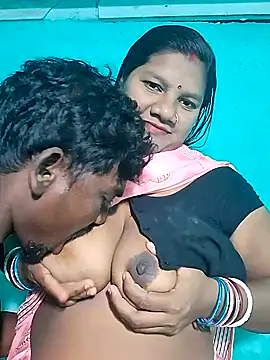 Snapshot of pujavinod chatting on 02.03.25 pujavinod online show from 02.03.25