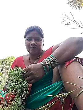 Snapshot of pujavinod chatting on 03.02.25 pujavinod online show from 03.02.25