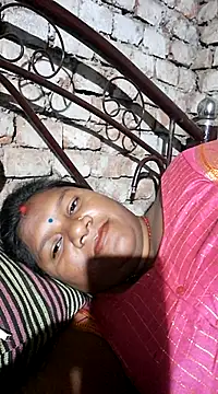 Snapshot of pujavinod chatting on 03.02.25 pujavinod online show from 03.02.25