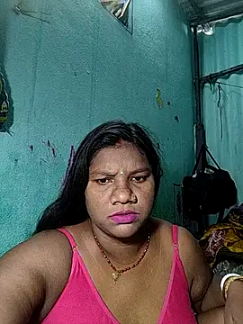 Snapshot of pujavinod chatting on 10.18.25 pujavinod online show from 10.18.25