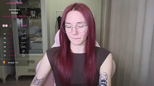 littlevildevil online show from 09.19.25