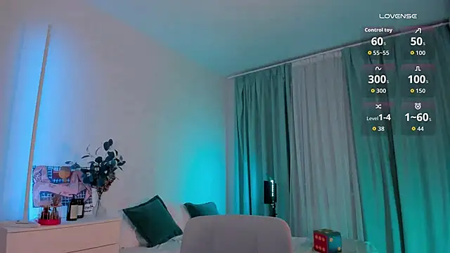 Oh My Dianee online show from 02.25.26