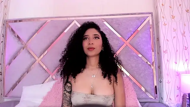 Snapshot of _lanna_jhonson_ chatting on 01.16.25 lanna jhonson online show from 01.16.25