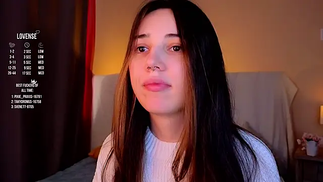 Snapshot of GillianDowdey chatting on 10.15.25 GillianDowdey online show from 10.15.25