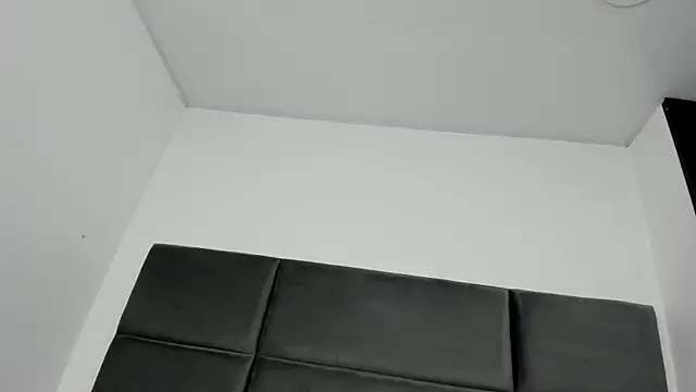 Lizz Luna online show from 10.14.25