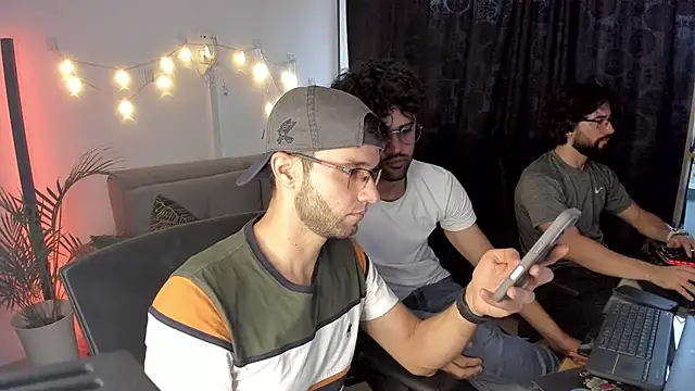 crisandrews online show from 01.18.25