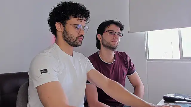 crisandrews online show from 09.10.25