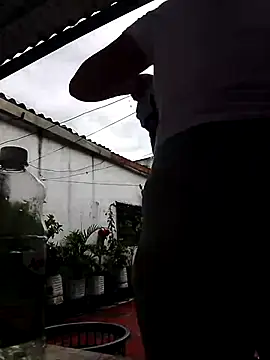 Snapshot of lupita_2023 chatting on 10.01.25 lupita 2023 online show from 10.01.25