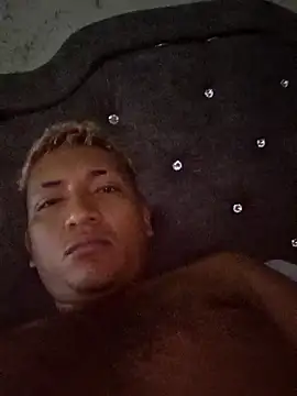 Snapshot of BingedHearts chatting on 02.16.26 BingedHearts online show from 02.16.26