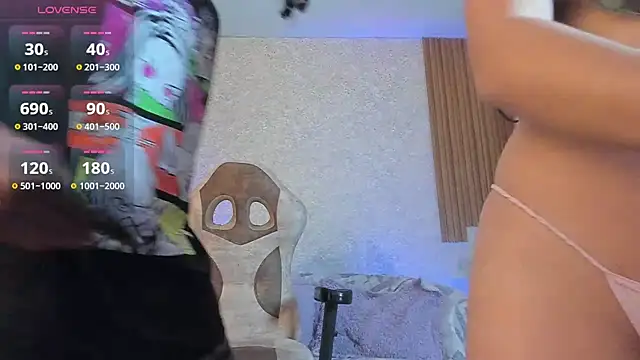 Aaron Jassell1 online show from 01.02.25