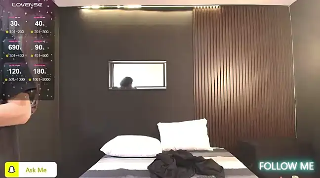 Aaron Jassell1 online show from 02.19.25