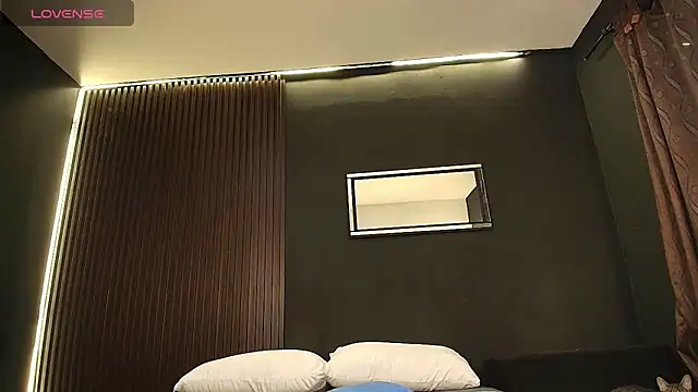 Aaron Jassell1 online show from 03.05.25