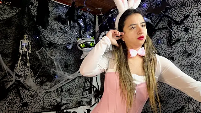 julietta   jackson online show from 10.25.25