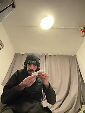 wolfwhite95 online show from 11.07.25