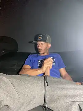 Snapshot of Chico_Bellaco chatting on 05.15.26 Chico Bellaco online show from 05.15.26