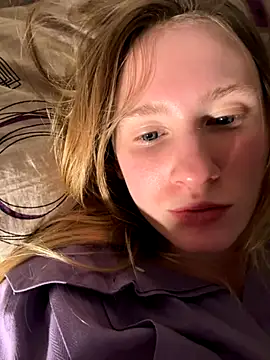 Snapshot of saint_cat25 chatting on 10.31.25 saint cat25 online show from 10.31.25