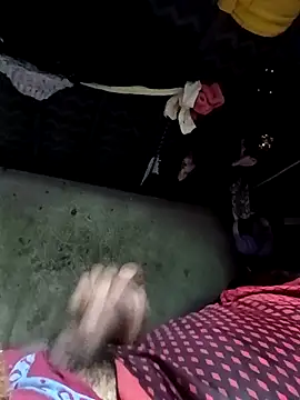 Snapshot of rayhot69 chatting on 02.19.25 rayhot69 online show from 02.19.25