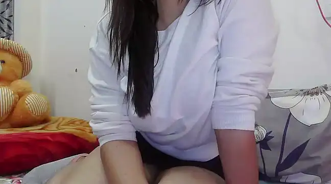 ANANYA-TIWARI online show from 01.12.25