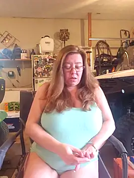 MsShelby40 online show from 04.15.26