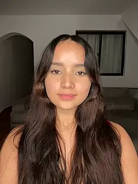 Snapshot of MollySanders___ chatting on 12.13.24 MollySanders    online show from 12.13.24