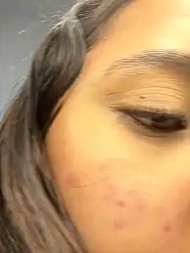 Snapshot of MollySanders___ chatting on 01.04.25 MollySanders    online show from 01.04.25