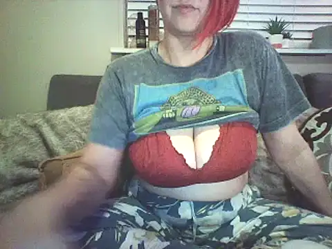 Big-Tits-McGee online show from 01.05.25