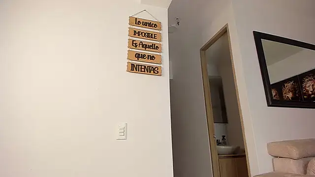 smit hot sr online show from 12.19.24