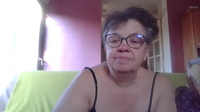 Vandeae44 online show from 03.18.25