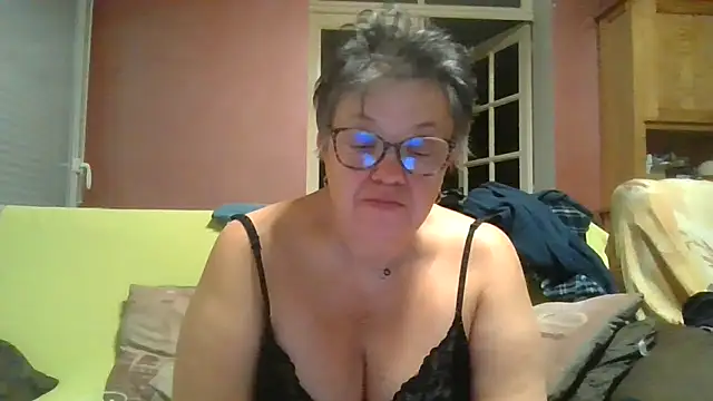 Vandeae44 online show from 03.02.26