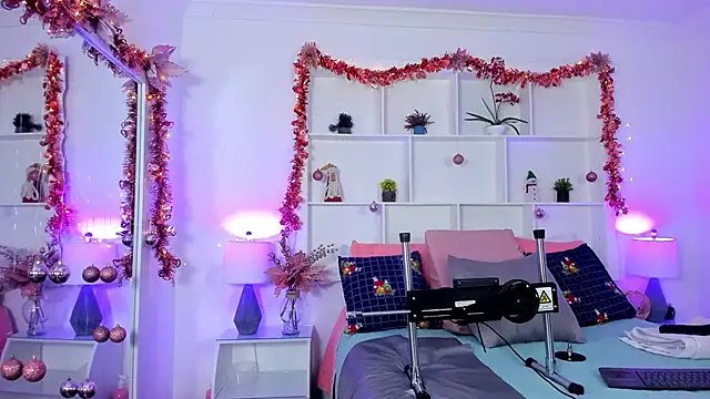 Jenifer Diaz online show from 12.21.24