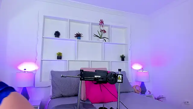 Jenifer Diaz online show from 02.19.25