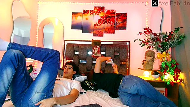 Snapshot of Alex_and_Fabian chatting on 12.10.24 Alex and Fabian online show from 12.10.24